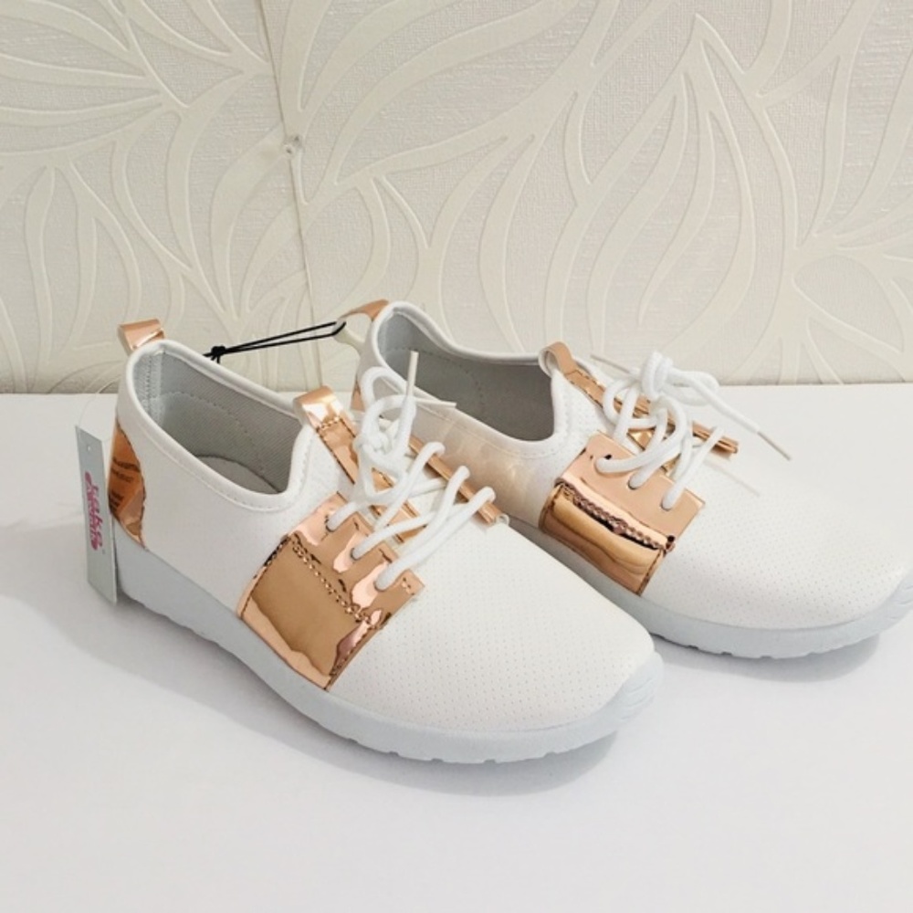 Women White Sneakers